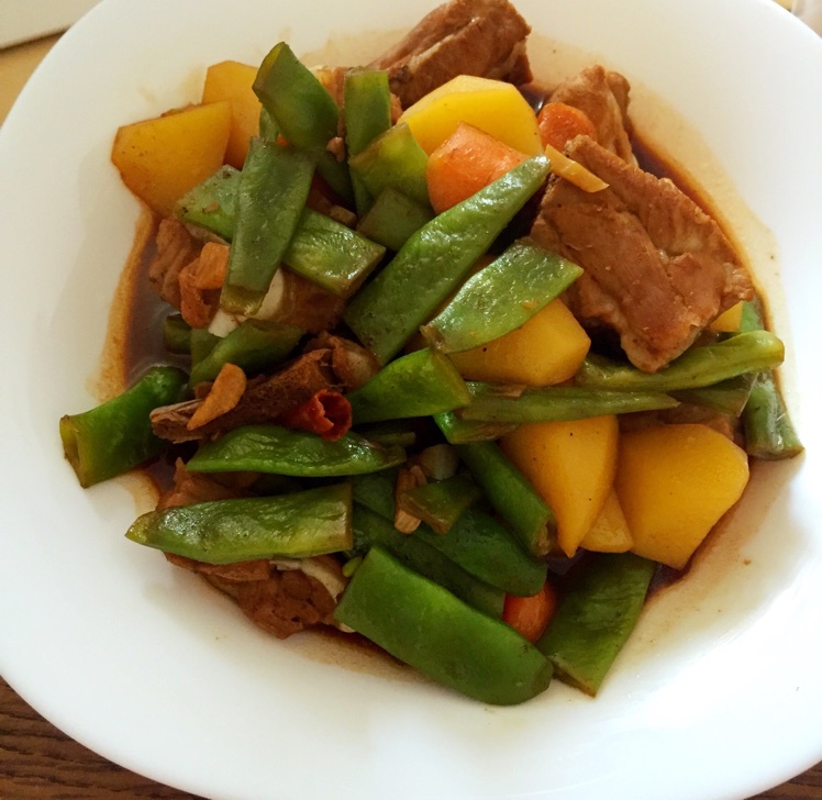 排骨土豆炖芸豆