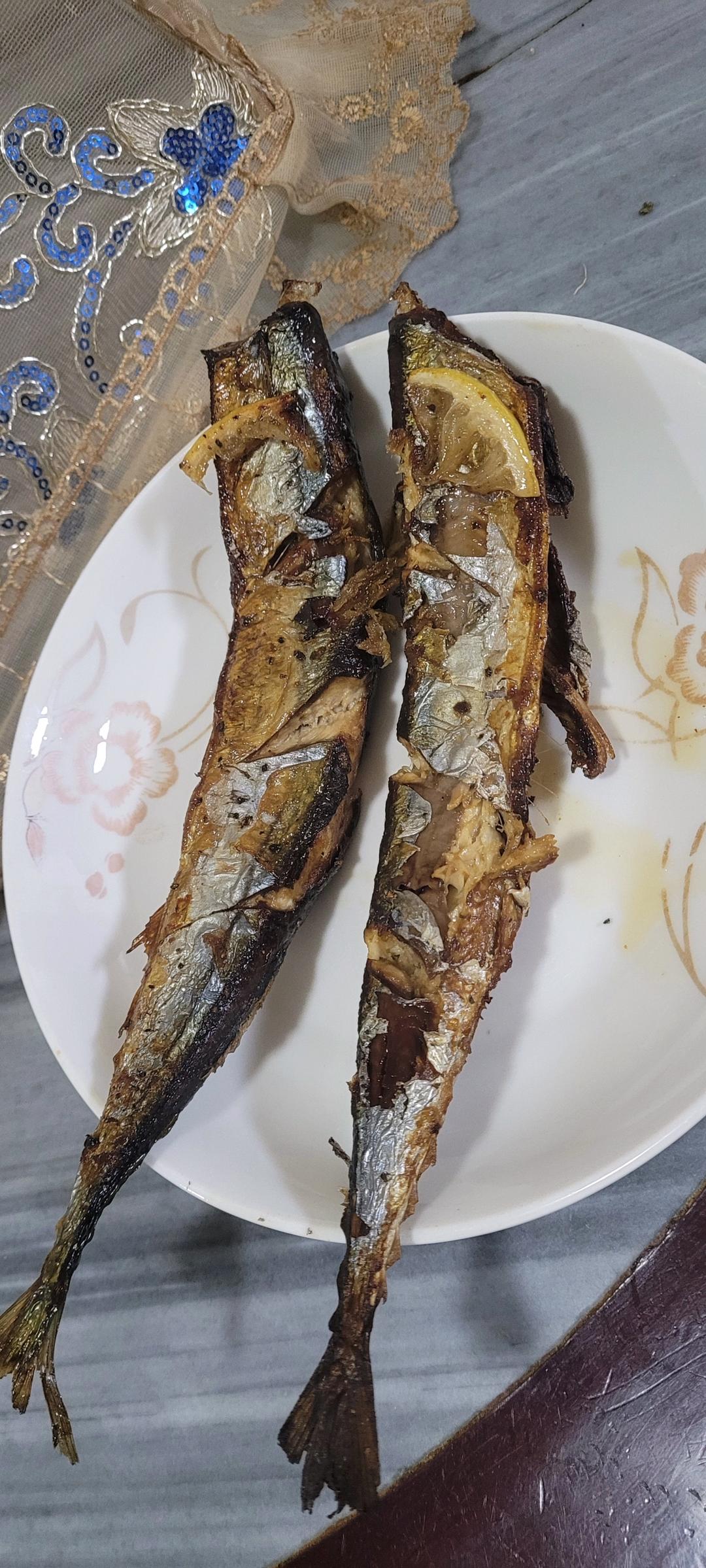 日式烤秋刀鱼（烤箱版）