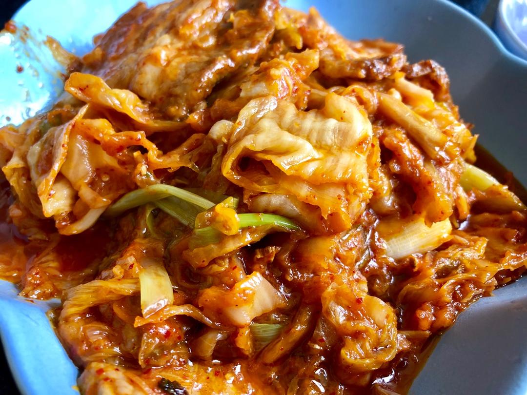 辣白菜炒五花肉