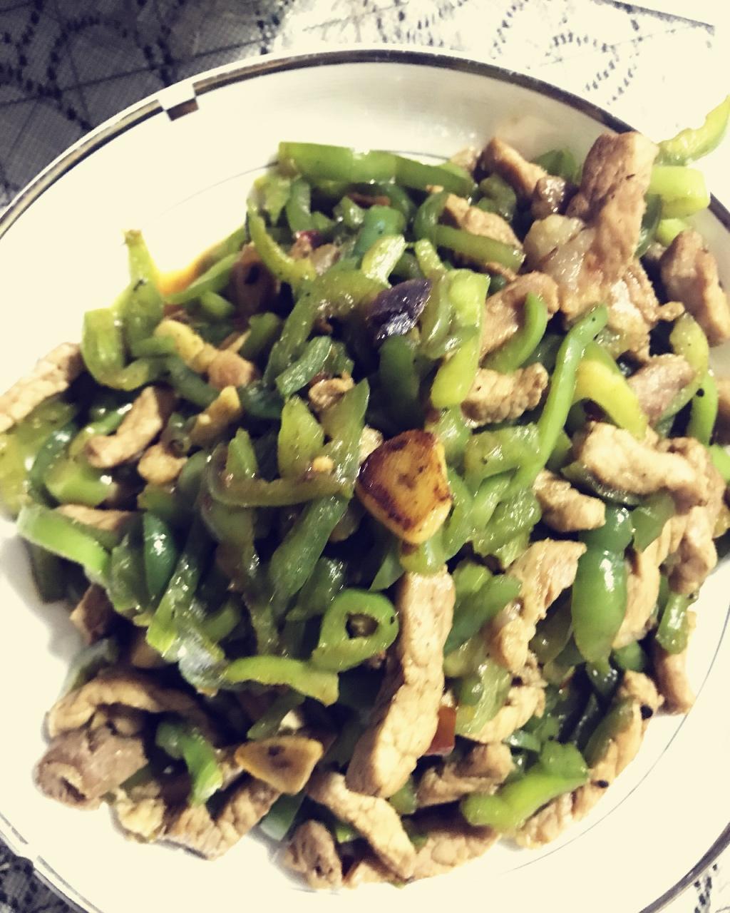 青椒肉丝--下饭快手菜