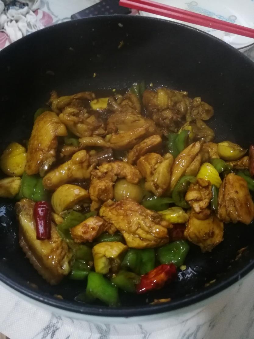 【栗子烧鸡】鸡肉都给你吃，栗子归我~