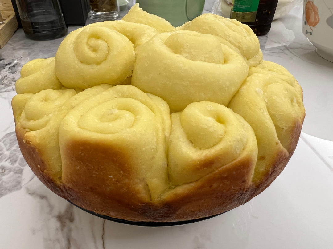 电饭锅版蜂蜜脆底小面包（普通中筋面粉，无需厨房秤）