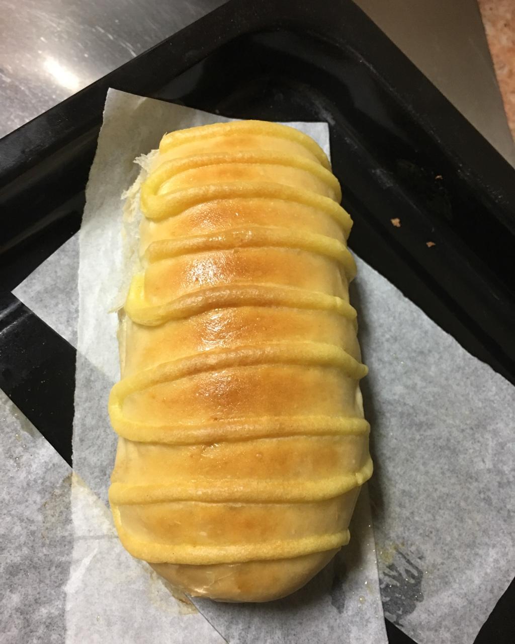 面包房里最受欢迎的毛毛虫面包
