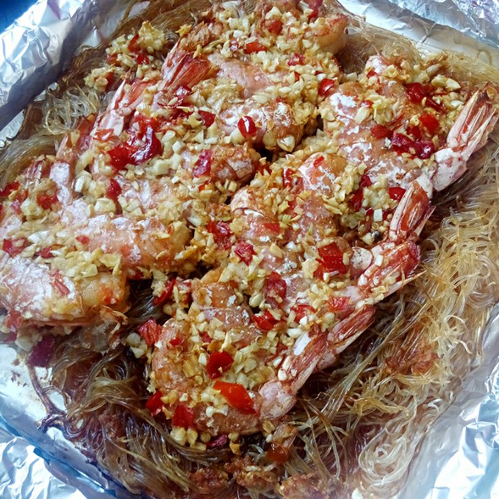 蒜蓉粉丝烤虾