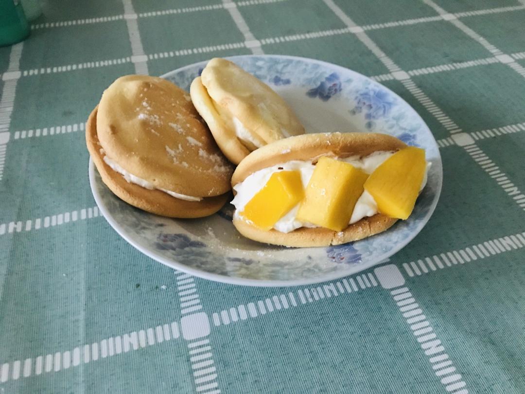 超详细草莓抱抱卷攻略，消耗奶油