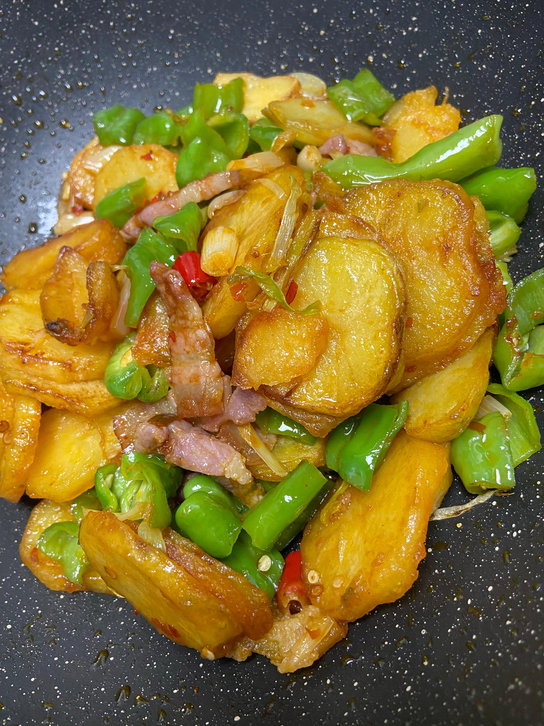 干锅土豆片
