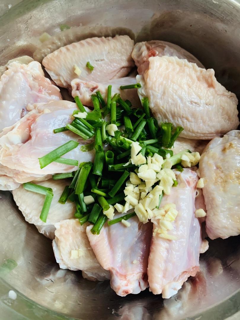 蒜香炸鸡翅