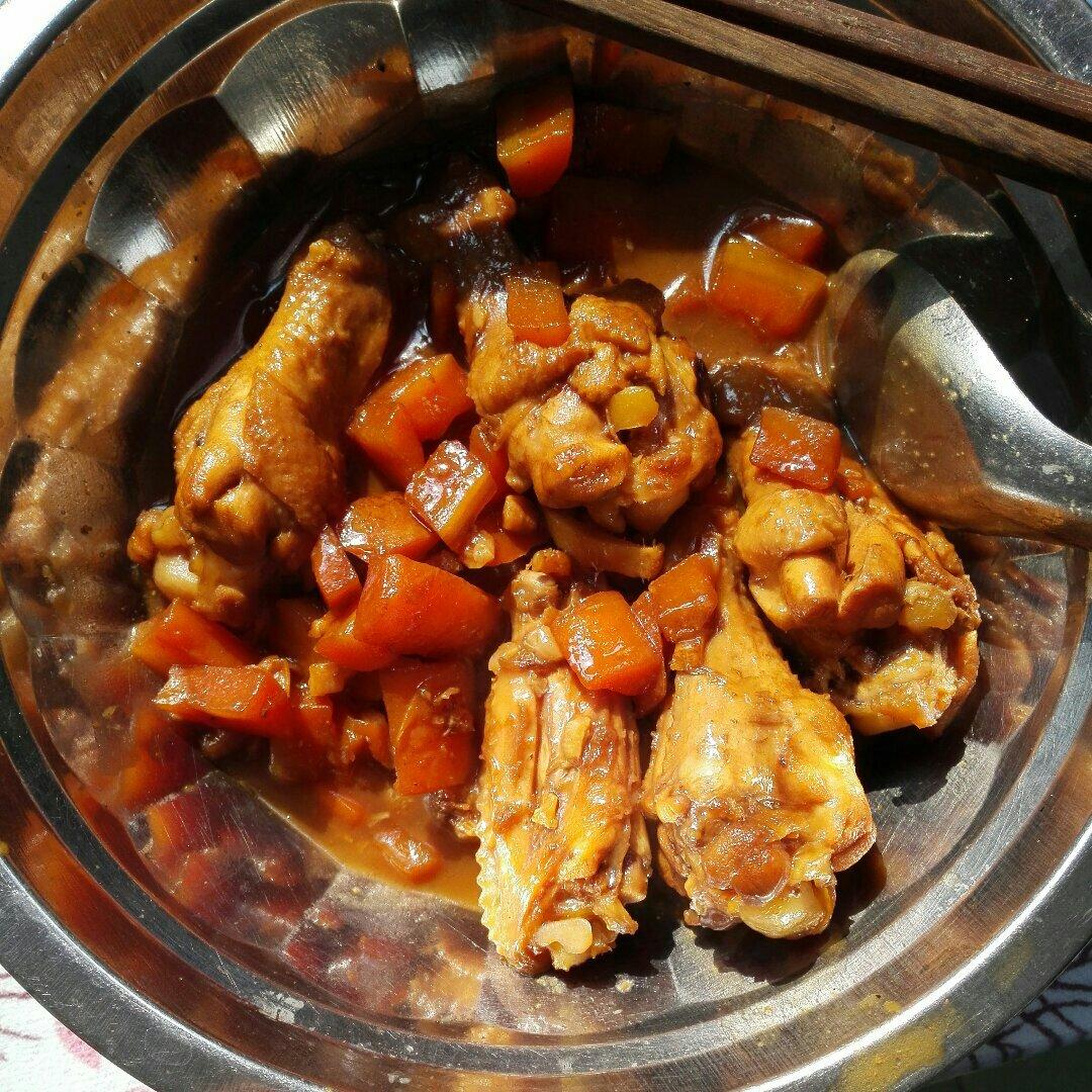 胡萝卜土豆炖鸡翅