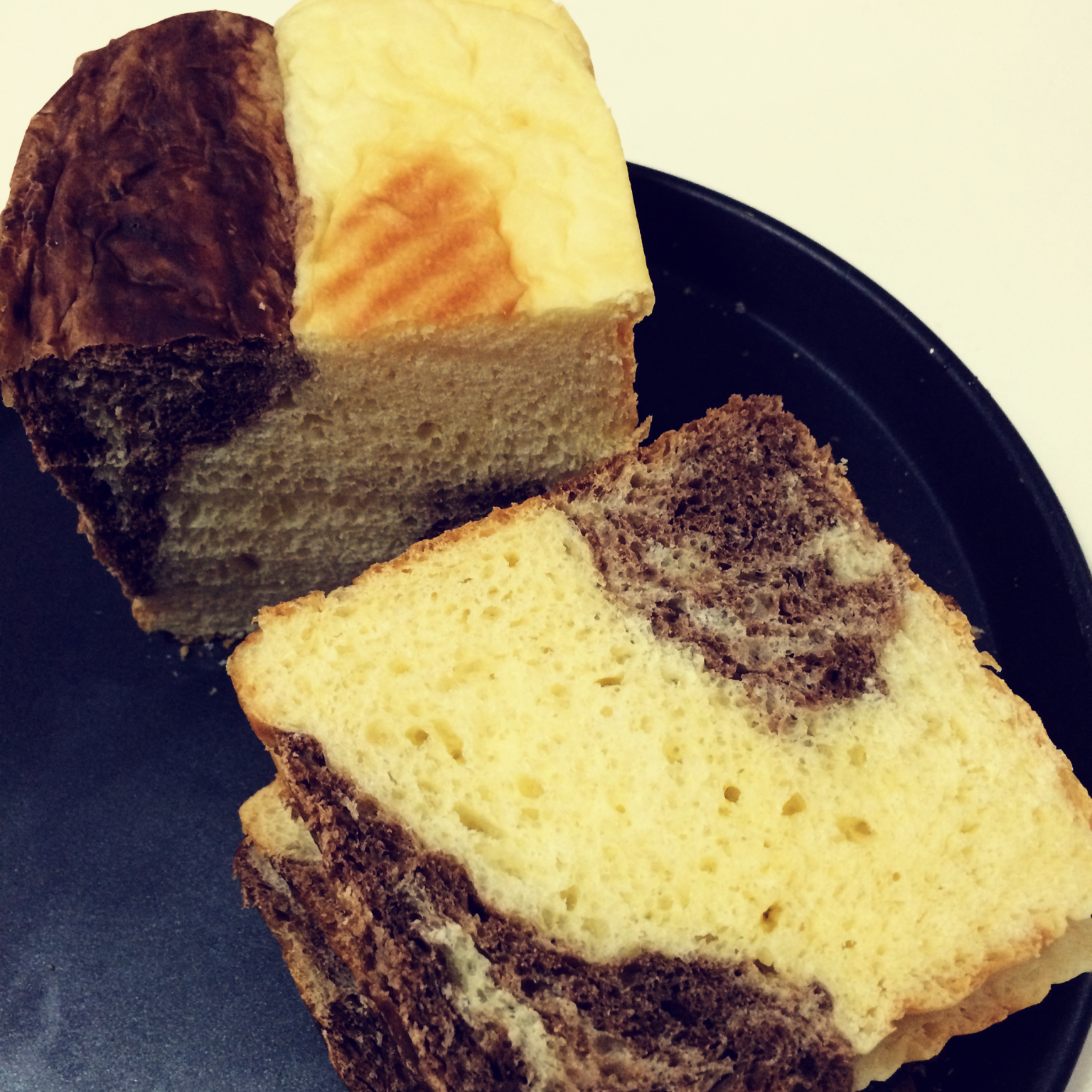 双倍浓郁的可可巧克力吐司