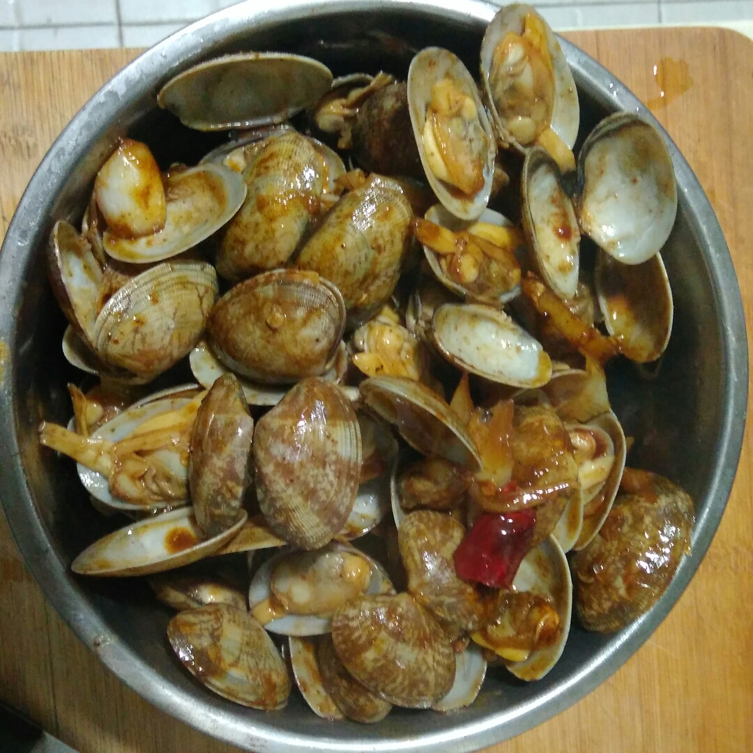 葱炒花蛤