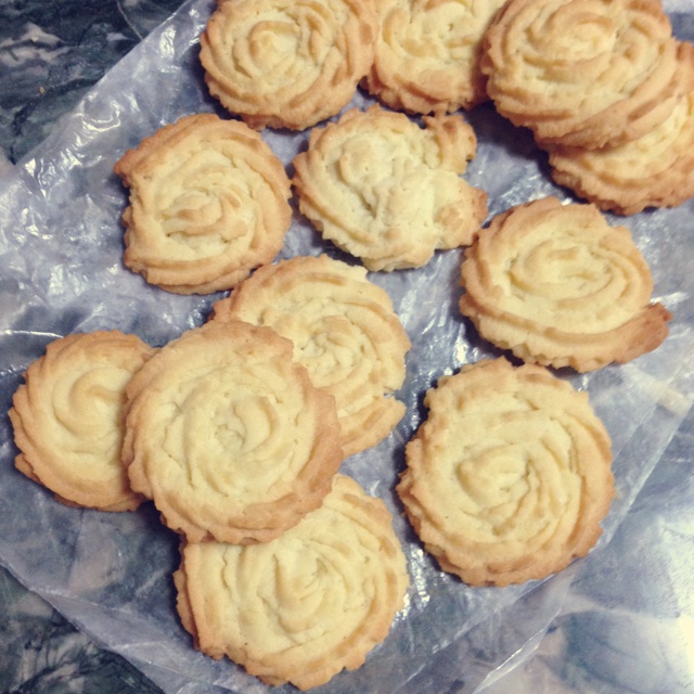 多种口味曲奇（香草、巧克力、抹茶）