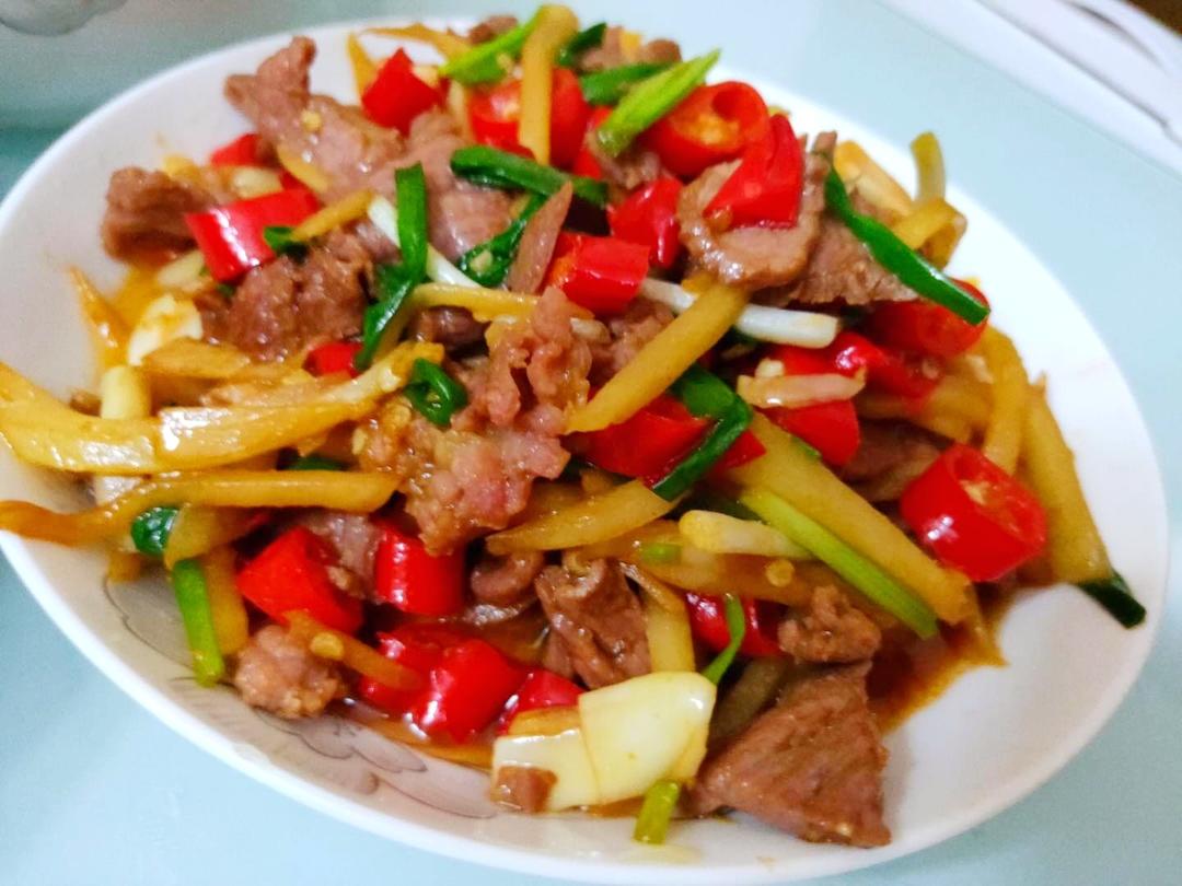 仔姜爆牛肉的做法