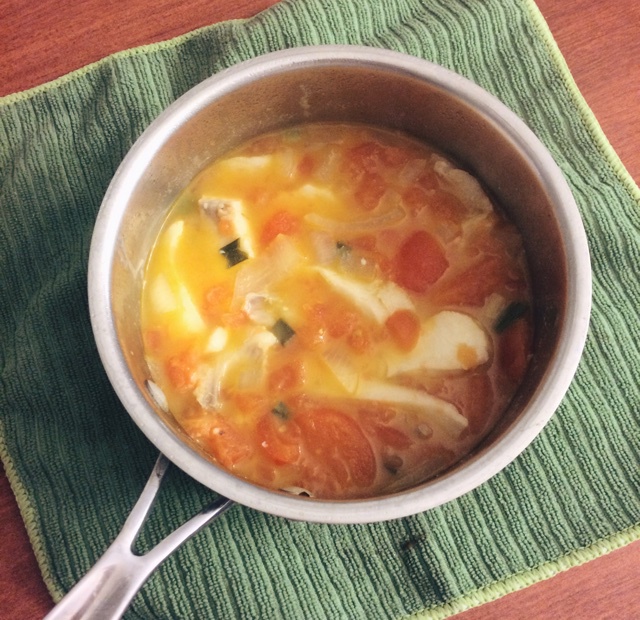 洋葱西红柿龙利鱼滑汤