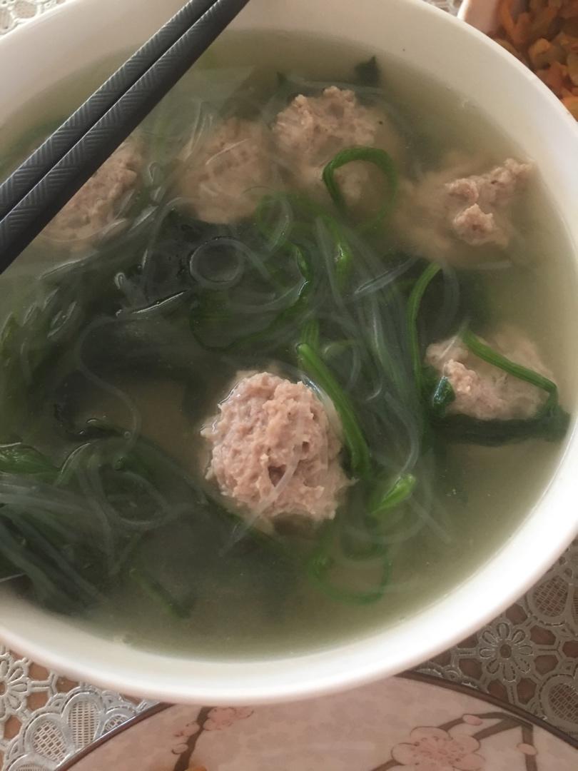 菠菜丸子粉丝汤