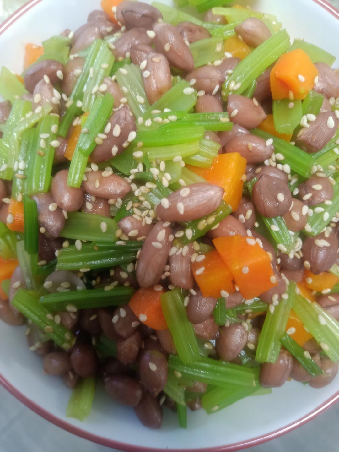 凉拌芹菜花生米胡萝卜