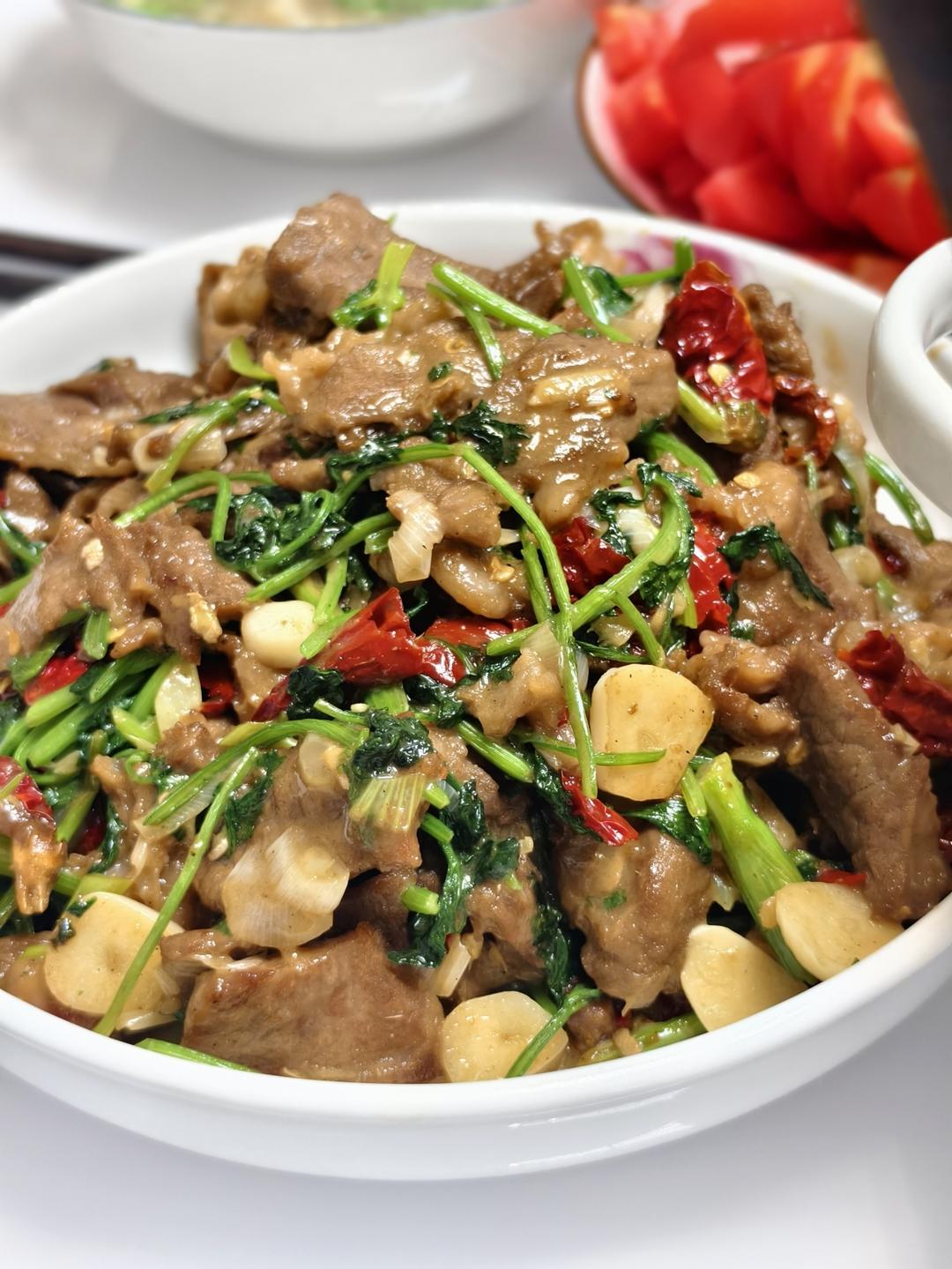小炒黄牛肉，肉嫩味香！太好吃了简直是米饭杀手！
