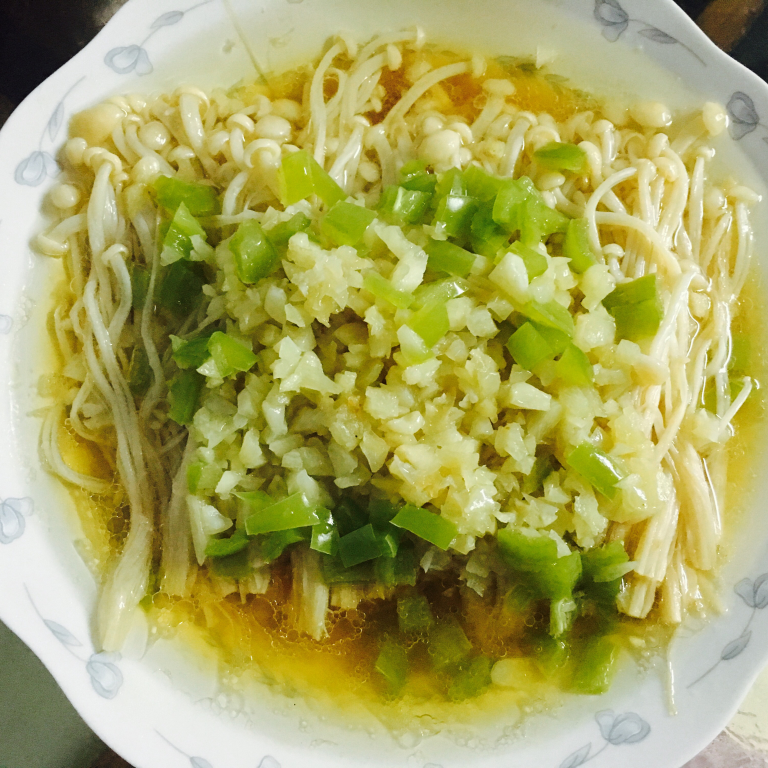 蒜蓉蒸金针菇
