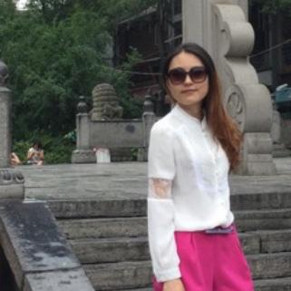 阳光下的小精灵