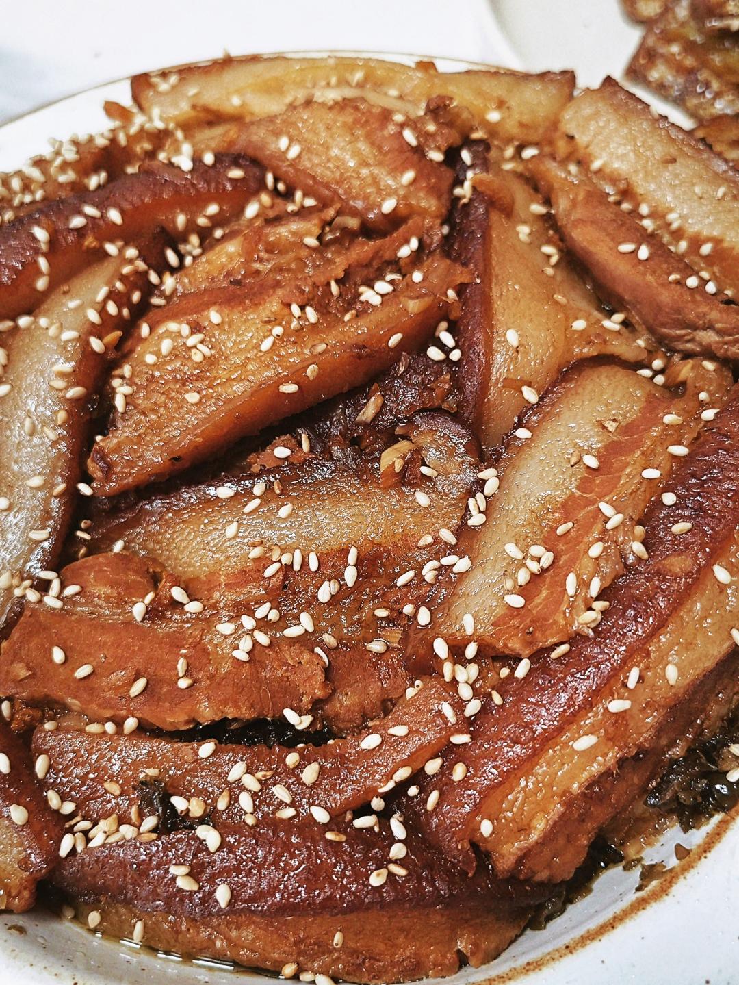 厨师长教你：“咸烧白”的正宗做法，一看就有食欲