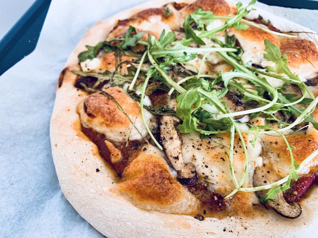 可能是最正宗-意大利薄底披萨