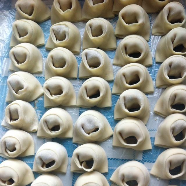 香菇白菜鲜肉馄饨的做法