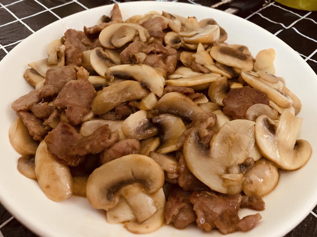 口蘑炒肉片的做法