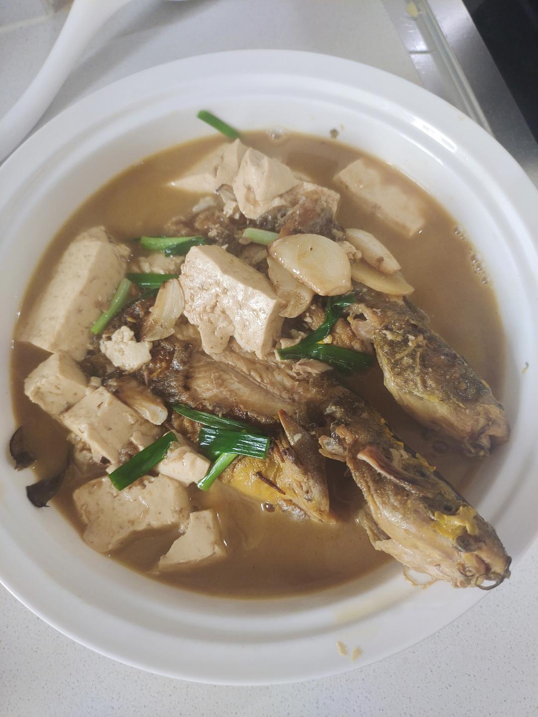 黄骨鱼炖豆腐