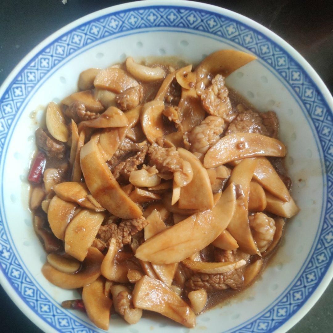 超好吃的杏鲍菇炒肉