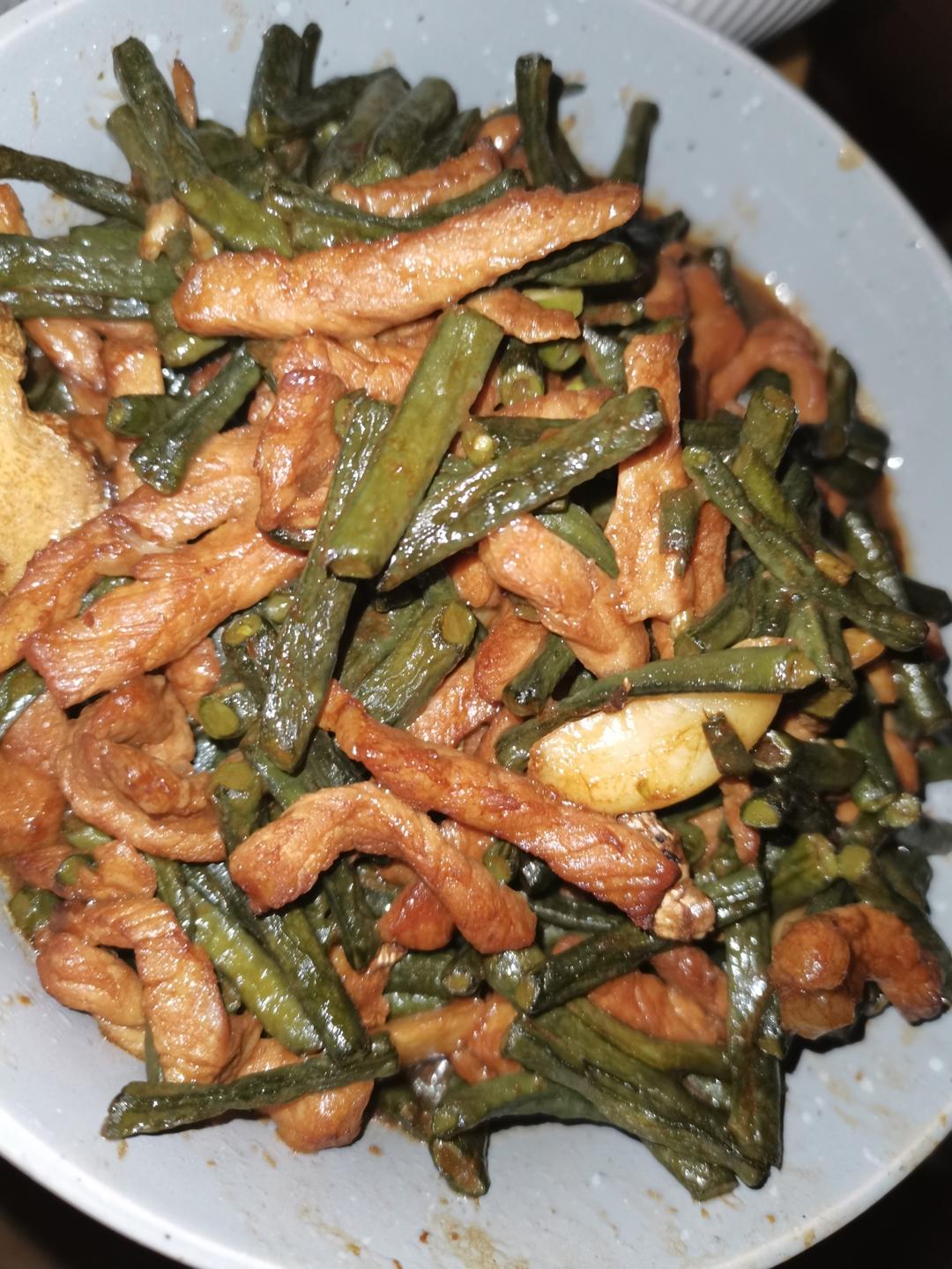 零厨艺的豆角炒肉
