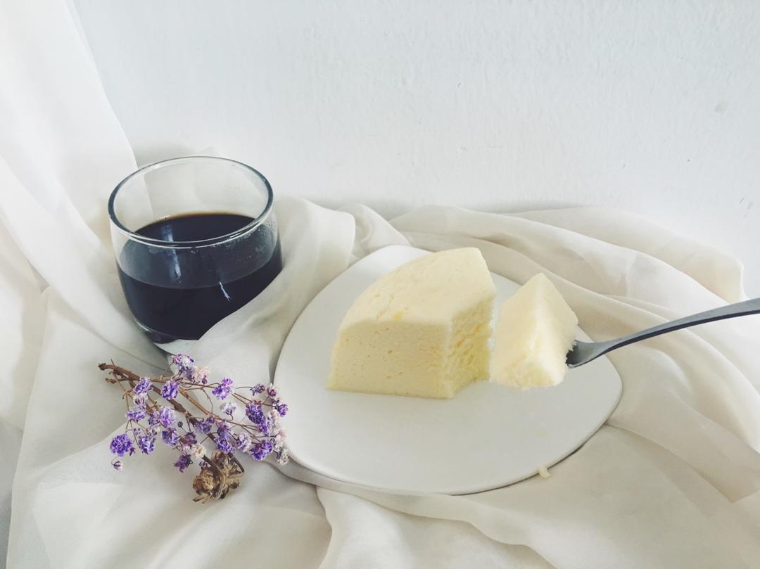 超软的~酸奶蛋糕