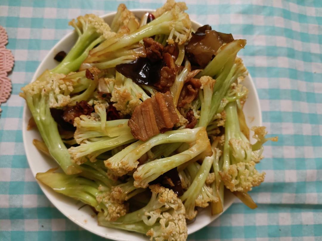 和饭店一个味道的干锅花菜