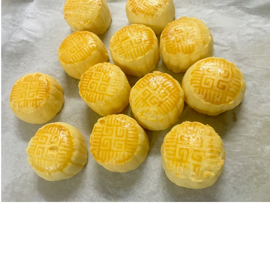 半岛酒店奶黄月饼——号称月饼界的劳斯莱斯