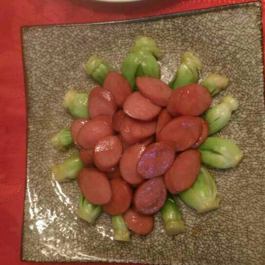 黄瓜炒火腿肠
