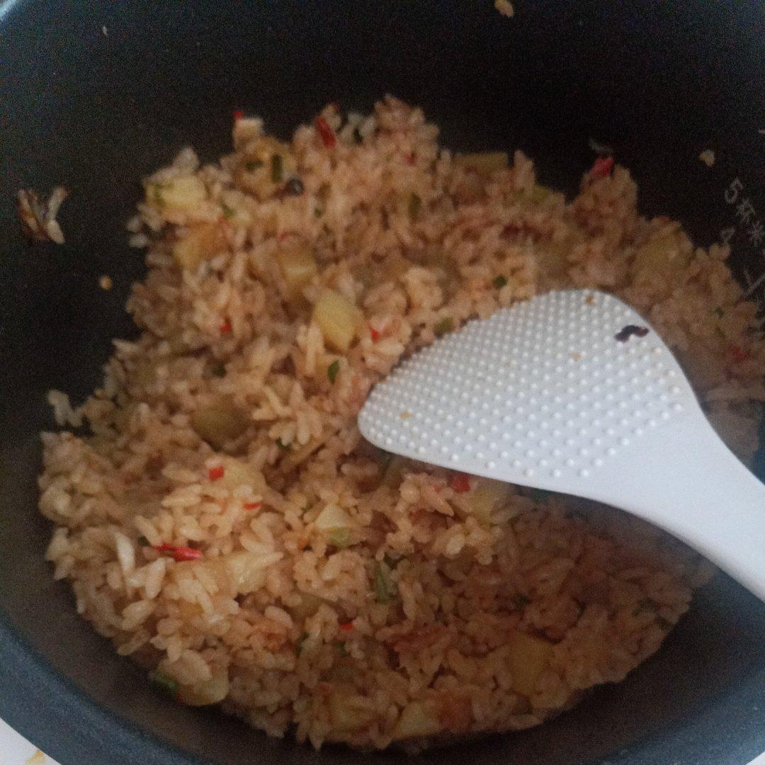 土豆焖饭（电饭锅版）