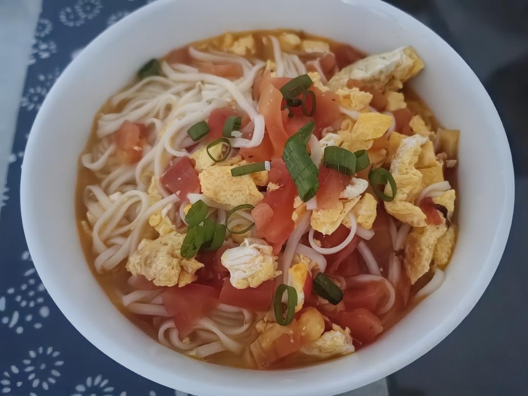 汤都要喝光的西红柿鸡蛋面