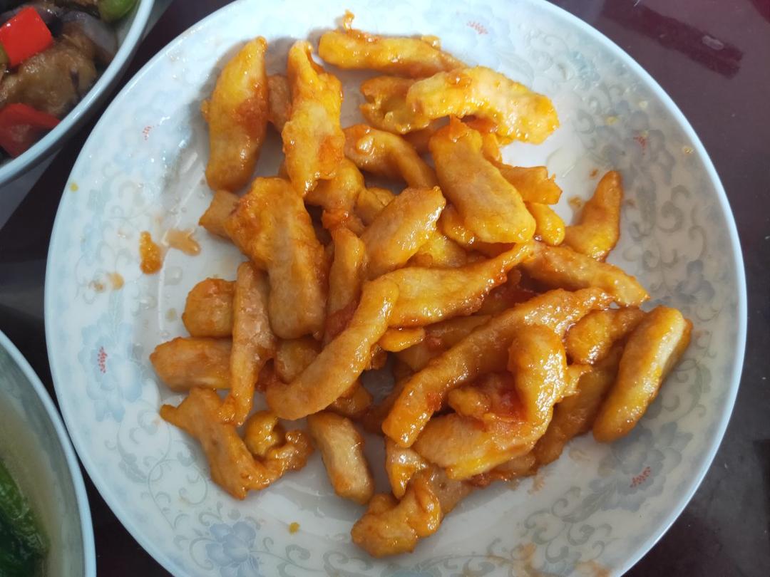 酸甜可口的糖醋里脊(鸡胸肉版)