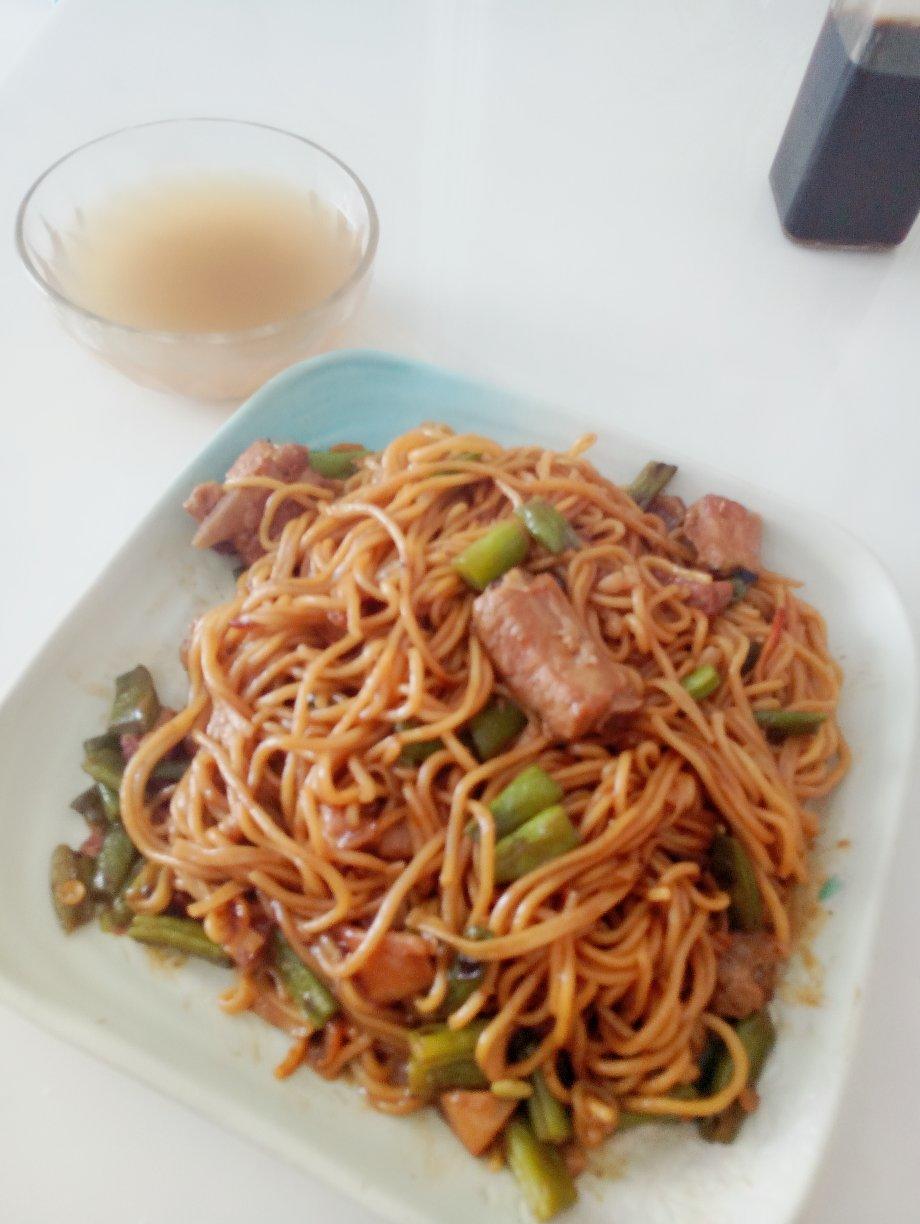 芸豆焖面（附万能的腌肉不老的办法）