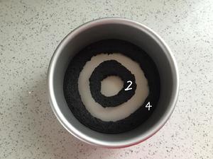 黑白棋格慕斯蛋糕（6寸）的做法 步骤17