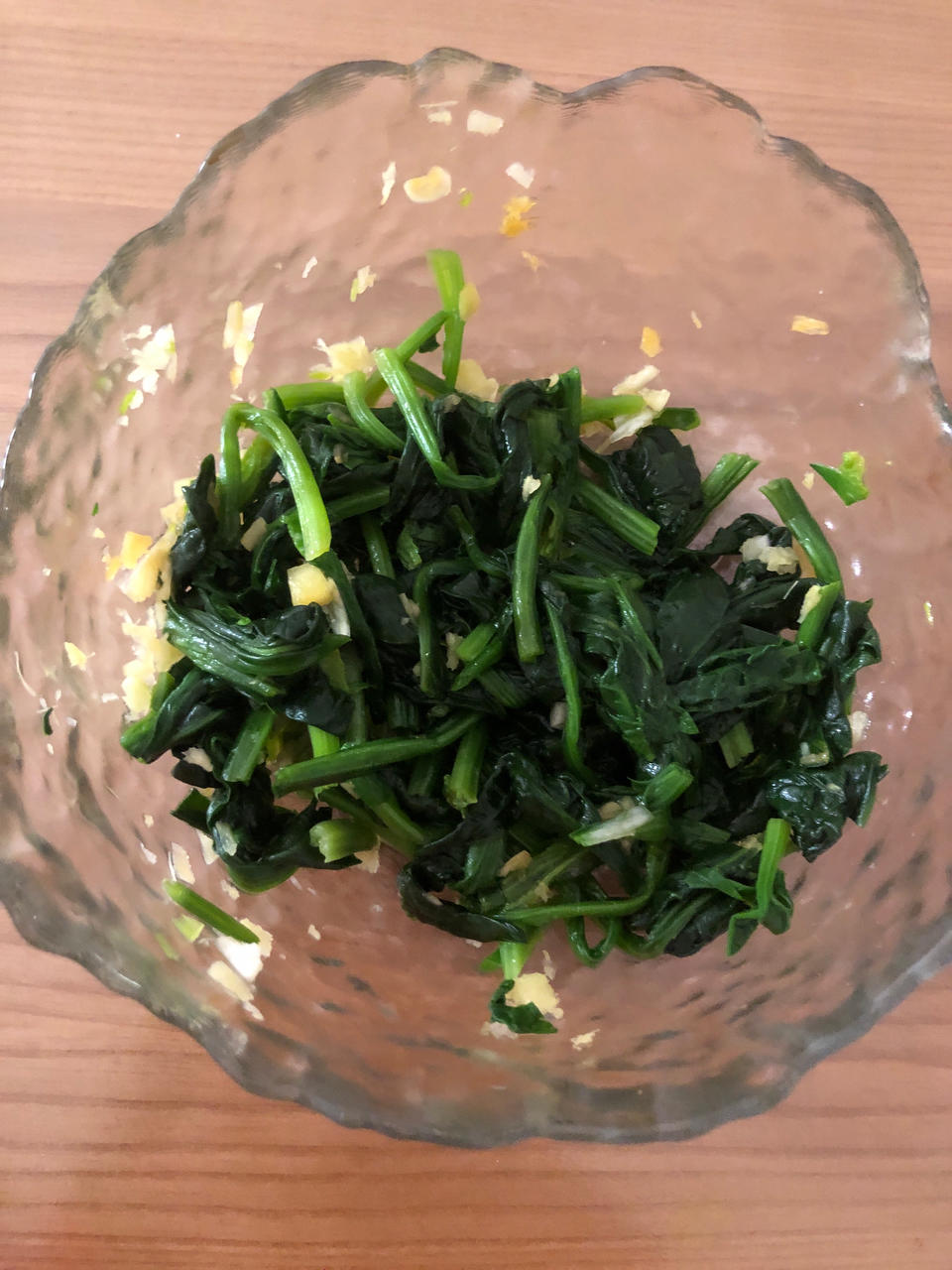 凉拌菠菜(家传秘方)