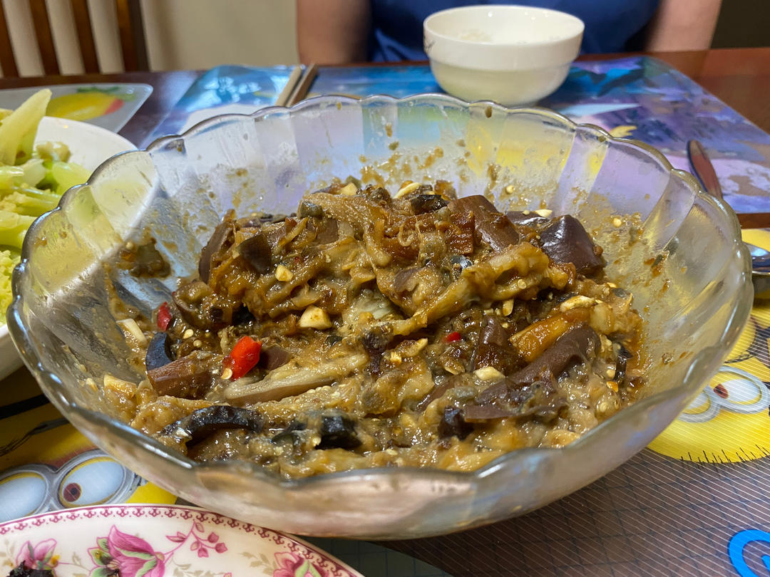 擂辣椒茄子皮蛋，开胃解腻