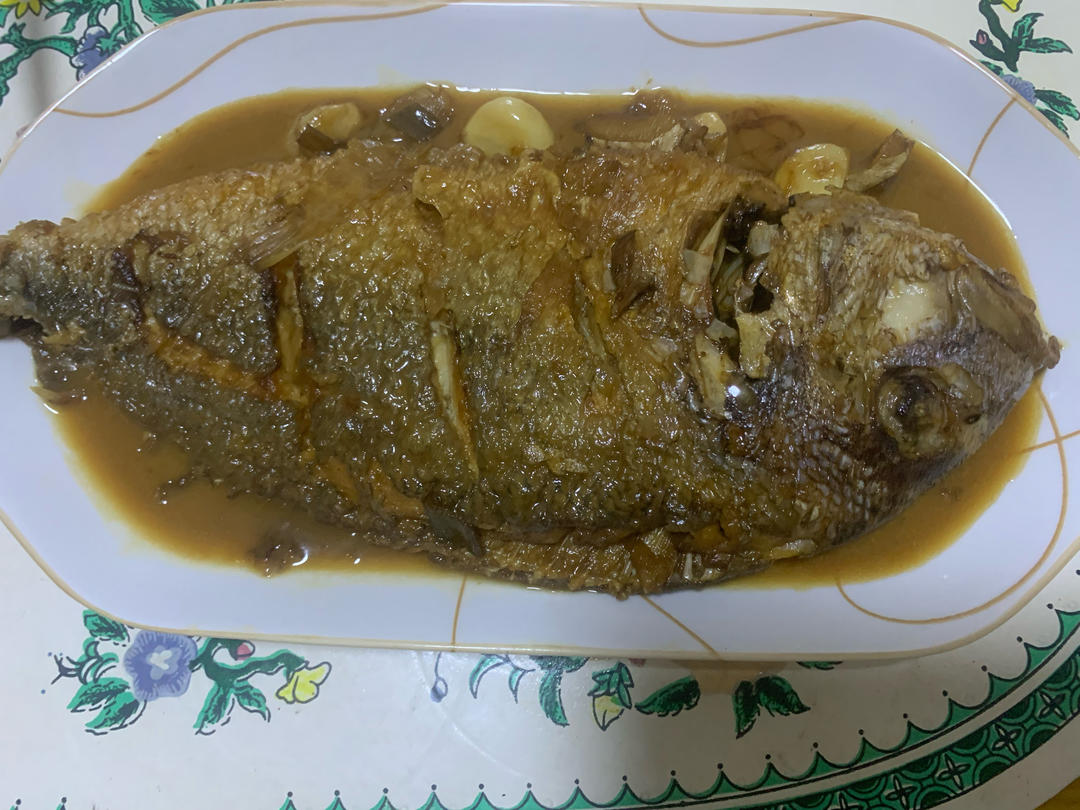 家常红烧鱼