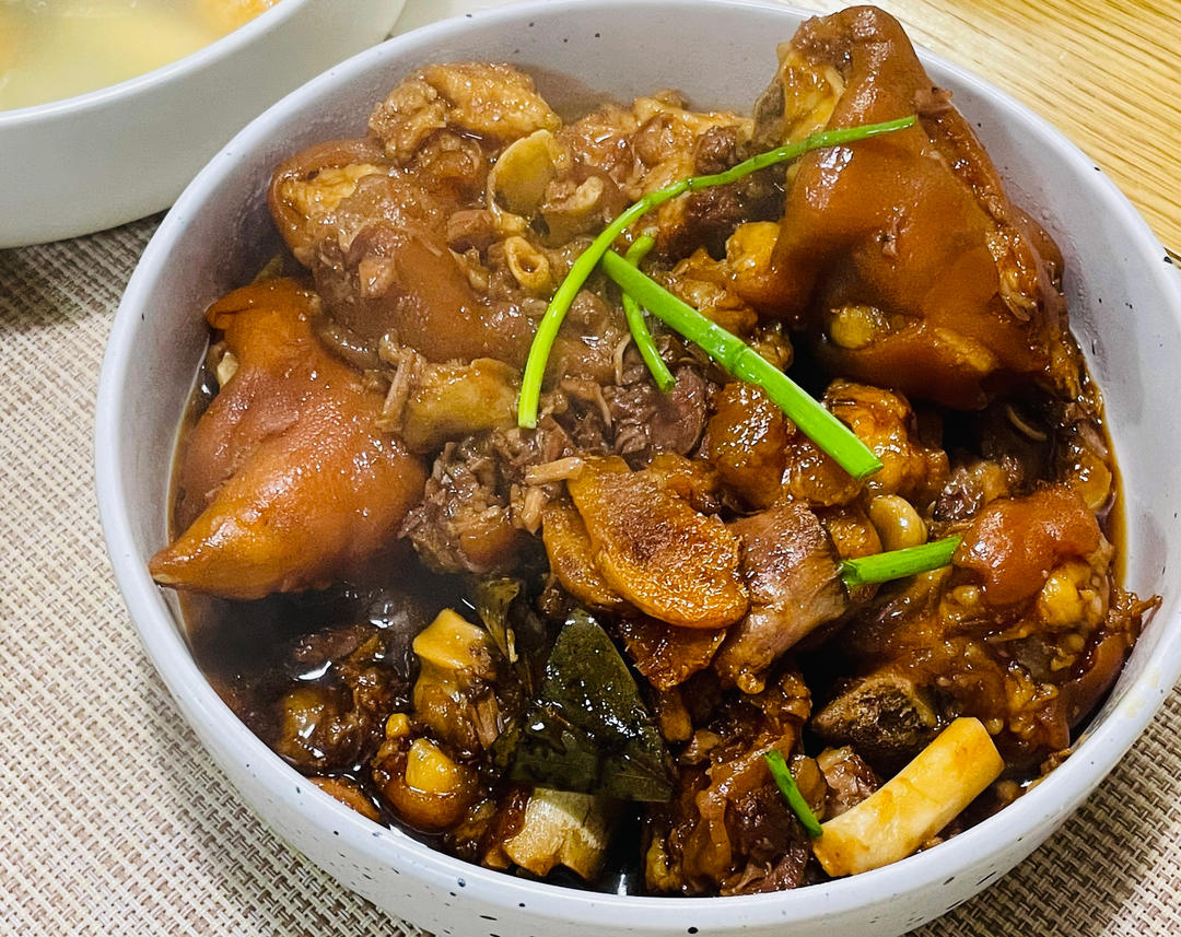 红烧猪蹄（高压锅版）