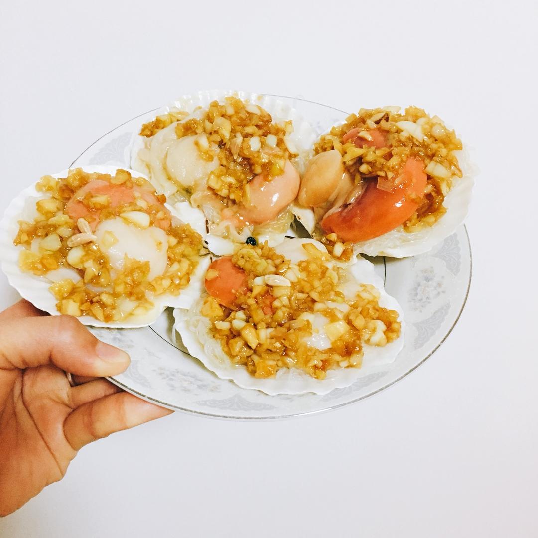蒜蓉粉丝蒸扇贝粉丝入味有诀窍