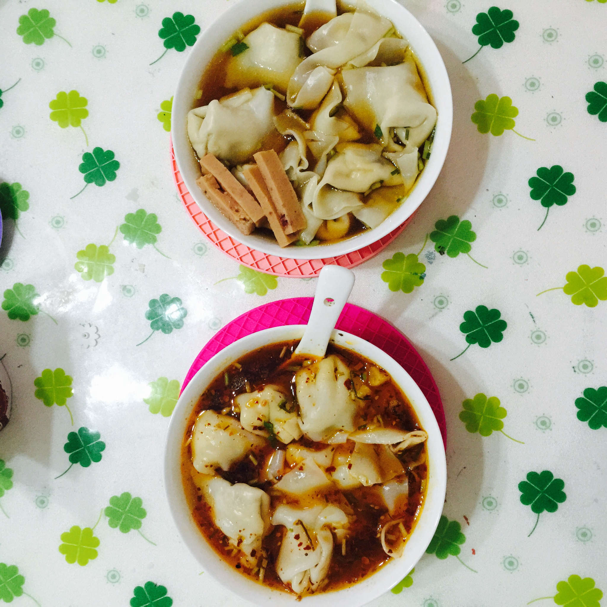超鲜菌菇鸡肉大馄饨