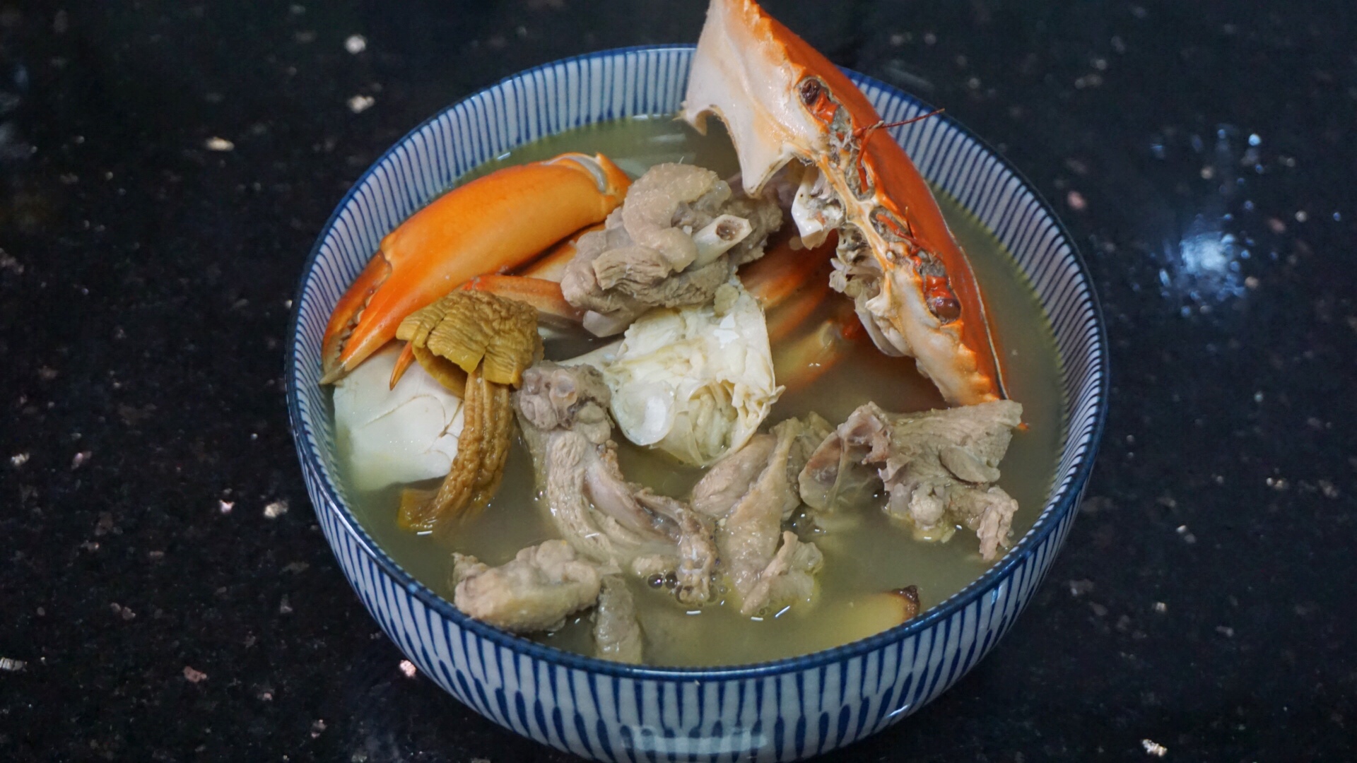 螃蟹炖鸭汤的做法