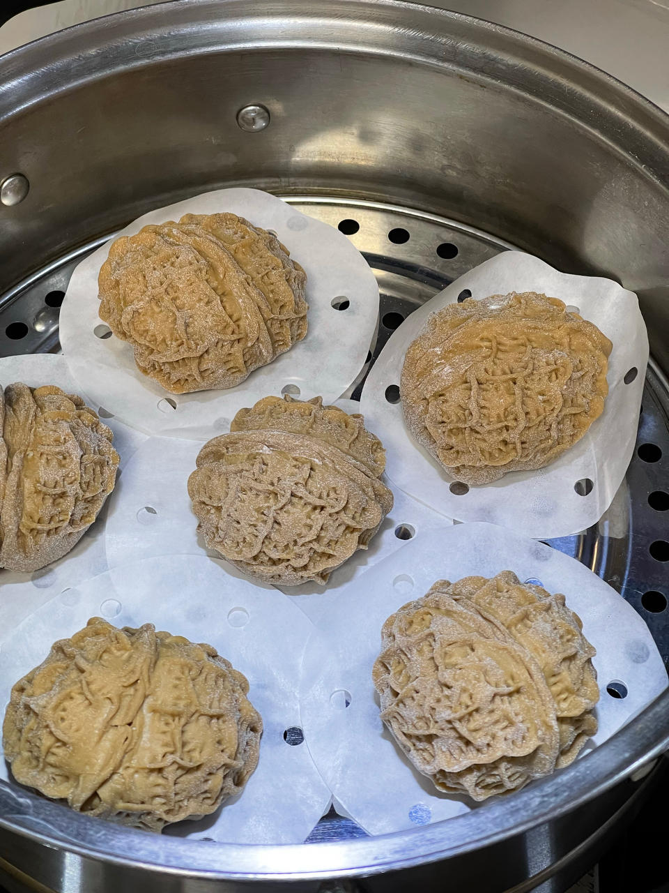 一定要尝试的美味流沙核桃包