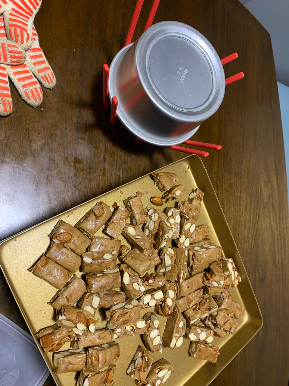 焦糖海盐杏仁太妃糖·免熬焦糖酱一次完成