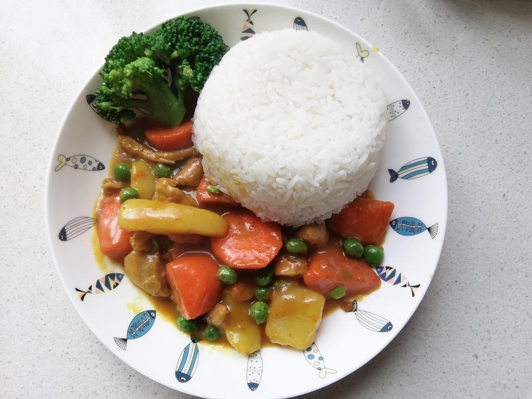 咖喱鸡肉饭