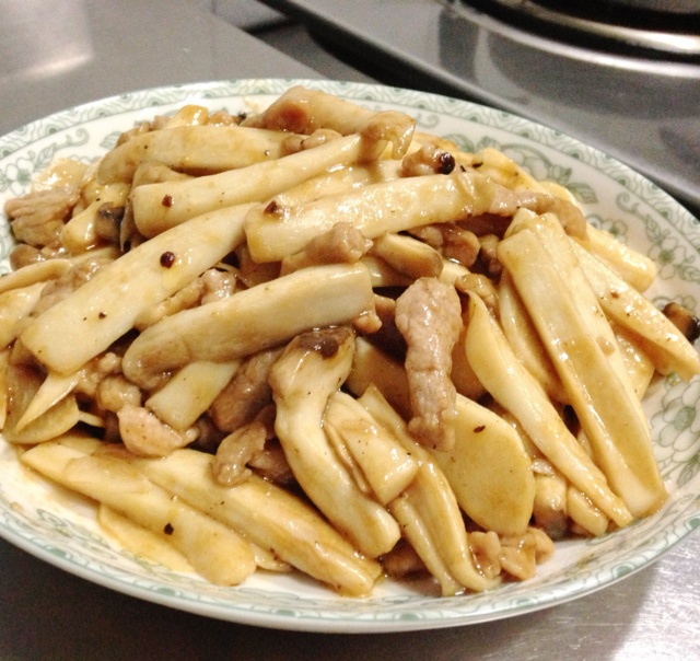 手撕杏鲍菇炒肉丝