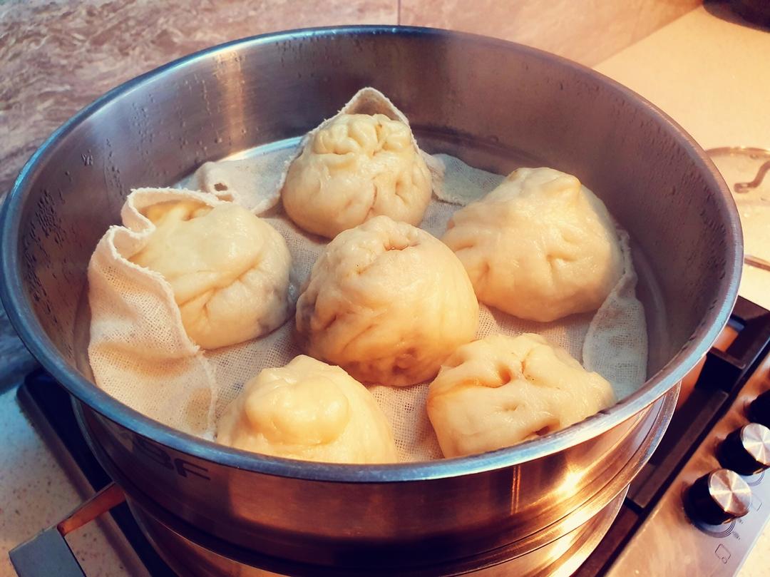 胡萝卜木耳鸡蛋素包子